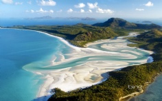 WhitehavenBeach1920x120010-4-2012 11_59_09 AM Bing Desktop